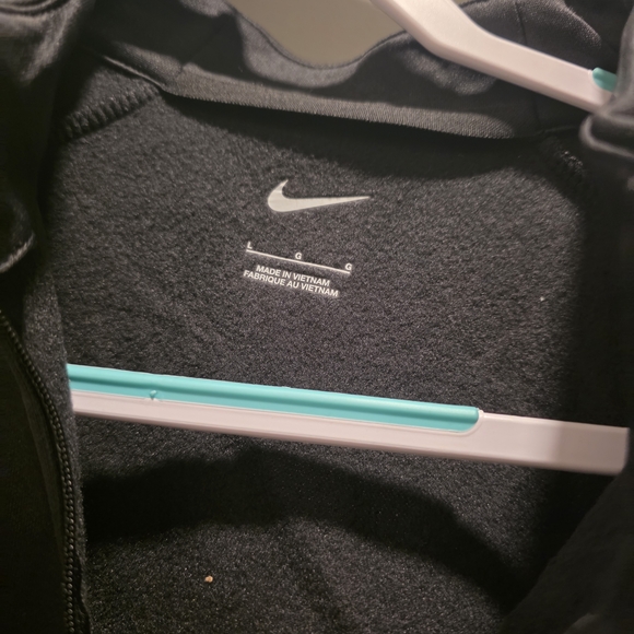 Nike Men's Black Golf Jacket - Picture 3 of 5